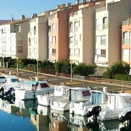 Bel T2 Cabine Au Cap D'agde Avec Mezzanine, Proche Plages - Fr-1-769-14 *